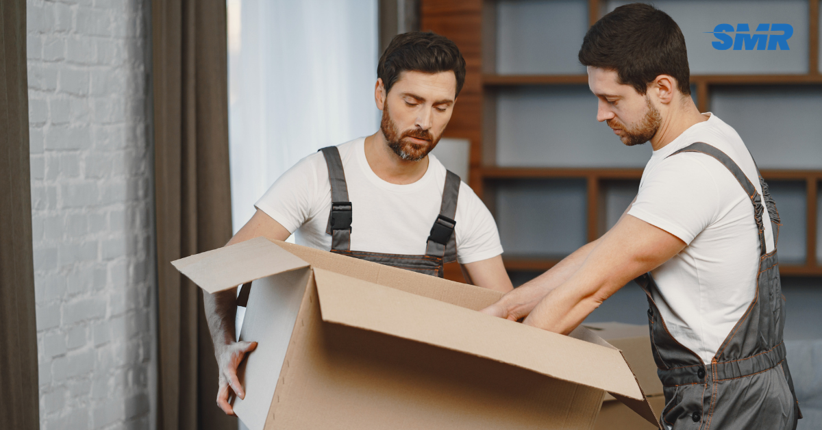 Movers handling furniture and boxes for house and flat removals in Beckenham BR3