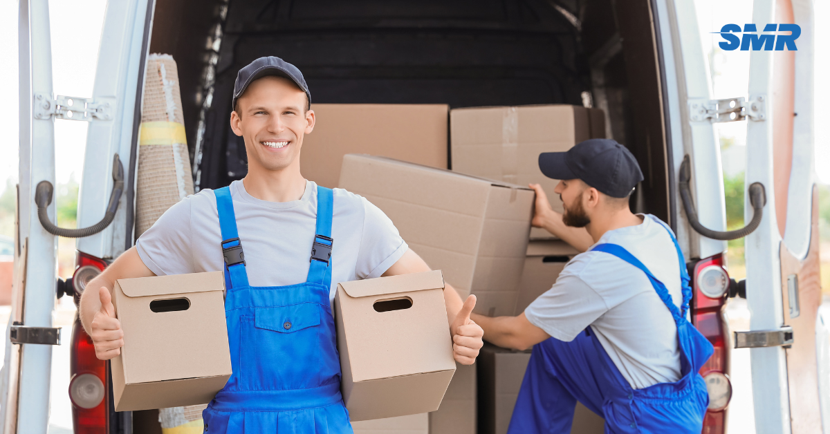 Man and Van DA14 London removals team moving wrapped boxes from a local home